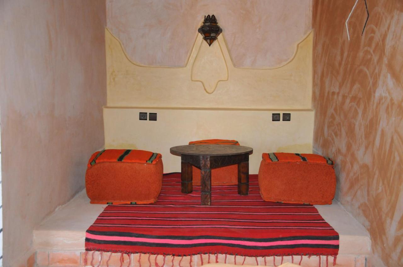 Maison Acacias Erfoud Bagian luar foto