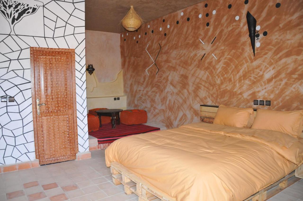 Maison Acacias Erfoud Bagian luar foto