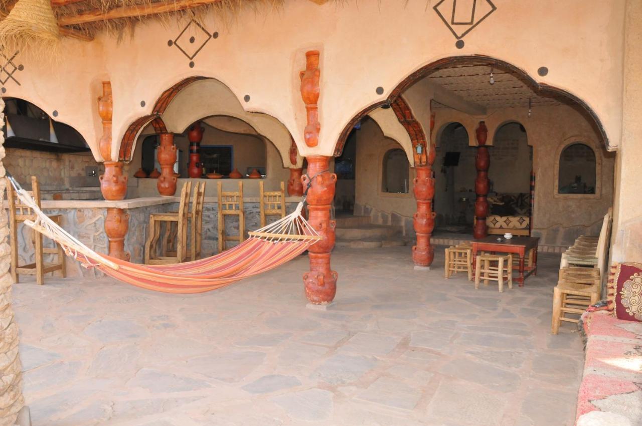 Maison Acacias Erfoud Bagian luar foto