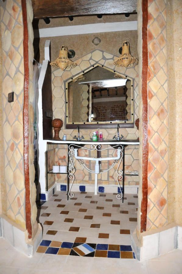 Maison Acacias Erfoud Bagian luar foto