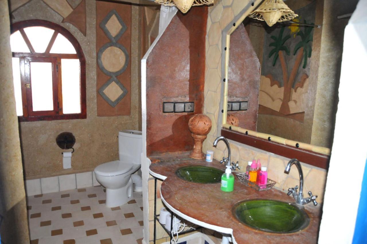 Maison Acacias Erfoud Bagian luar foto