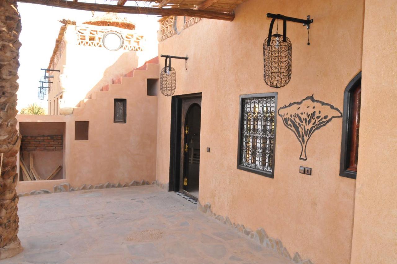 Maison Acacias Erfoud Bagian luar foto